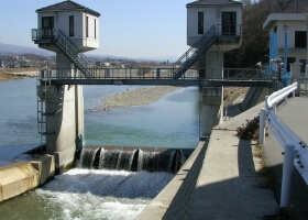 水の取り入れ口