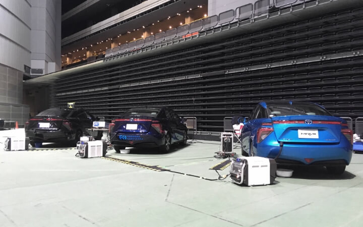 燃料電池自動車（FCV）